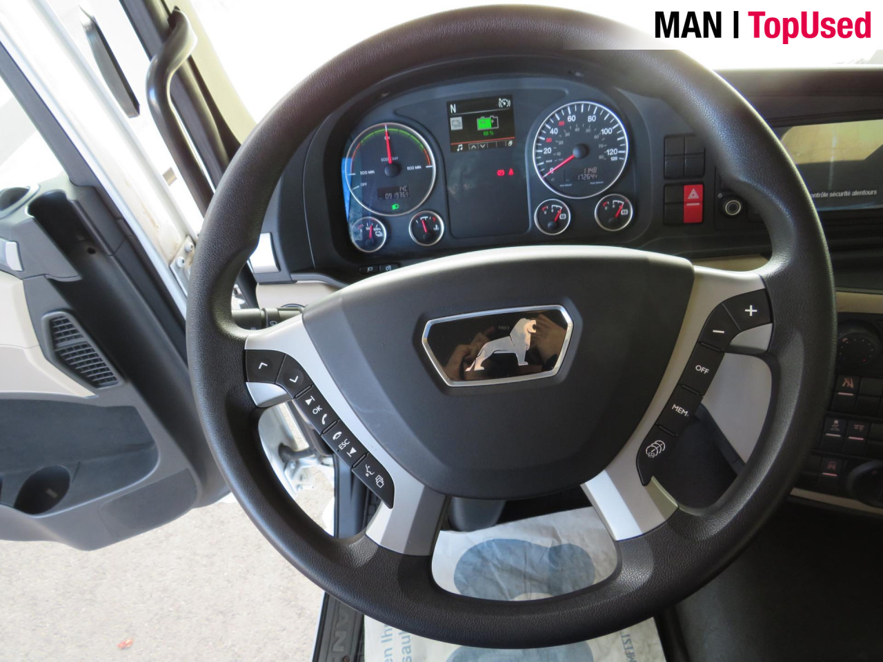 MAN eTGM 26.360 E 6X2-4 LL Kühlkoffer Klima Luftfeder - Kühlkoffer LKW, Elektro-LKW: das Bild 5 MAN eTGM 26.360 E 6X2-4 LL Kühlkoffer Klima Luftfeder - Kühlkoffer LKW, Elektro-LKW: das Bild 5