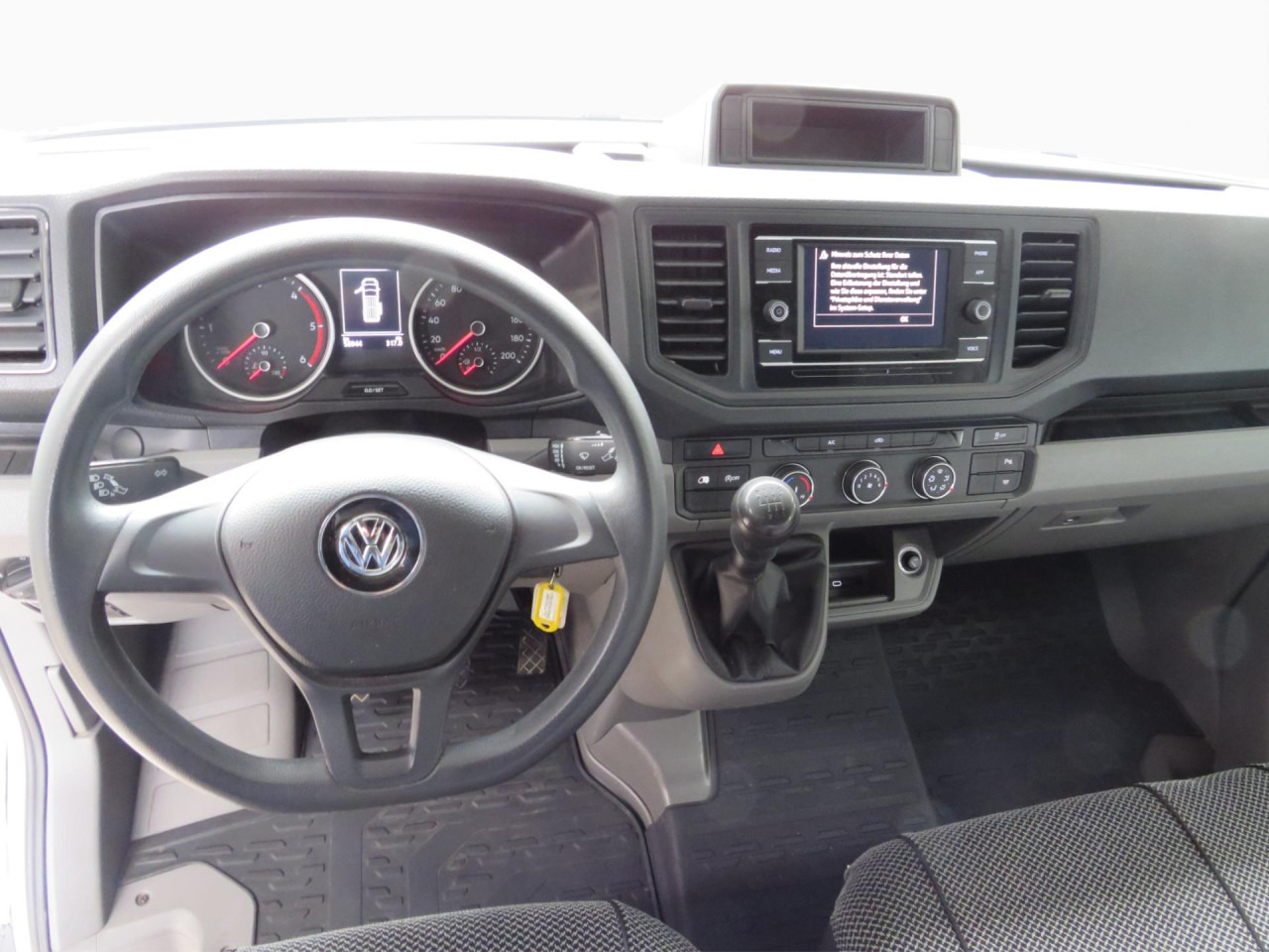 Kastenwagen VOLKSWAGEN Crafter 35 L3H3 Kasten Euro6 Klima ZV: das Bild 8 Kastenwagen VOLKSWAGEN Crafter 35 L3H3 Kasten Euro6 Klima ZV: das Bild 8