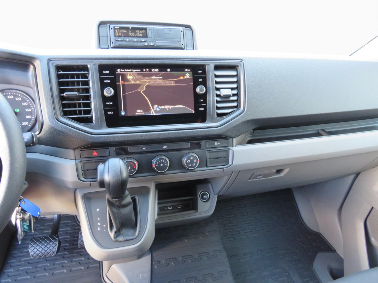 VOLKSWAGEN Crafter 55 L5 Superhochdach Doka BOTT-Ausbau Klima - Kastenwagen: das Bild 3 VOLKSWAGEN Crafter 55 L5 Superhochdach Doka BOTT-Ausbau Klima - Kastenwagen: das Bild 3