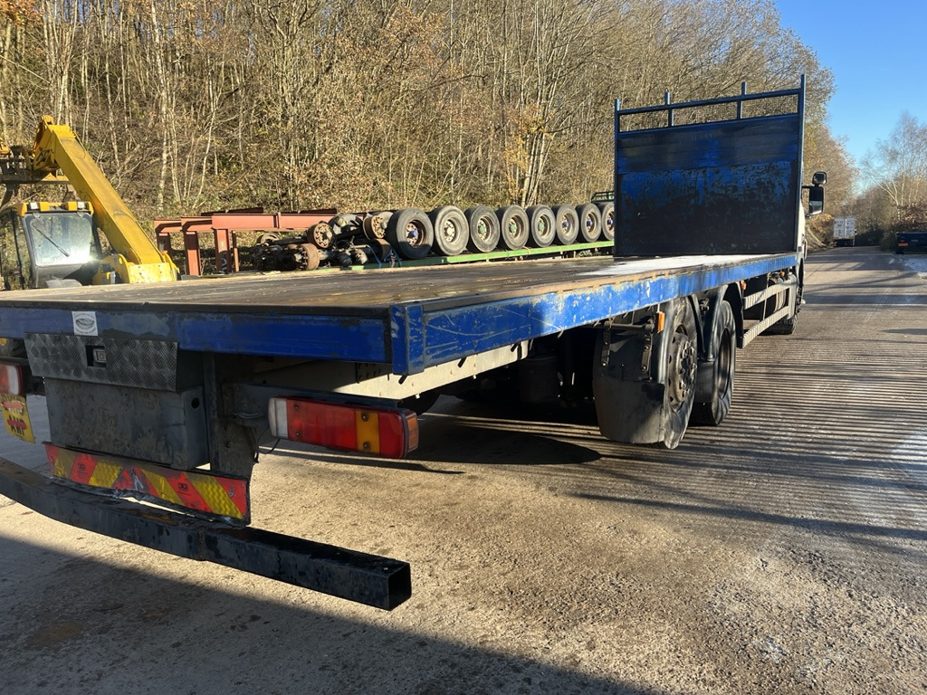 Scania P280 6x2 Rigid - Pritsche LKW: das Bild 4 Scania P280 6x2 Rigid - Pritsche LKW: das Bild 4