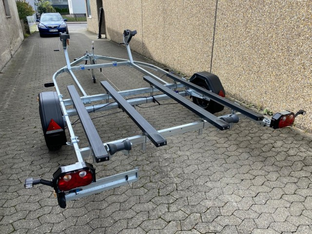 Brenderup Doppel Jetski Premium PWC21200B RAX , 1,2 to., 3,8m - Bootstrailer: das Bild 2 Brenderup Doppel Jetski Premium PWC21200B RAX , 1,2 to., 3,8m - Bootstrailer: das Bild 2