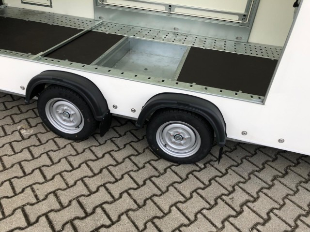 Brian James Race Sport, 340-5510, 5500 x 2100 mm, 3,0 to. – Leasing Brian James Race Sport, 340-5510, 5500 x 2100 mm, 3,0 to.: das Bild 6