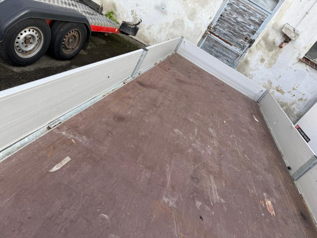 Hapert Azure H-2 Hochlader 3,5 to. 5050 x 2000 x 300 mm, parabel, 100 km/h - PKW Anhänger: das Bild 5 Hapert Azure H-2 Hochlader 3,5 to. 5050 x 2000 x 300 mm, parabel, 100 km/h - PKW Anhänger: das Bild 5