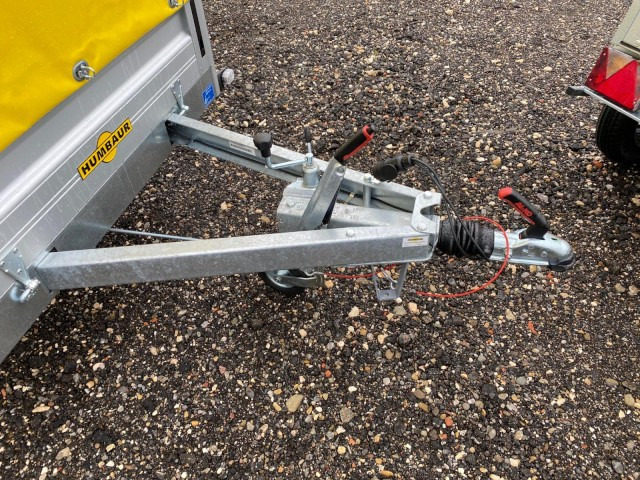 Humbaur HA 132513 mit KV, Hochplane 160 cm, 100 km/h 1300 kg, 2510 x 1310 x 350mm - PKW Anhänger: das Bild 2 Humbaur HA 132513 mit KV, Hochplane 160 cm, 100 km/h 1300 kg, 2510 x 1310 x 350mm - PKW Anhänger: das Bild 2