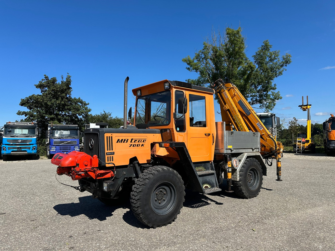 MERCEDES-BENZ MB Trac 700K Brücke-Kran-Seilwinde - Kommunaltraktor: das Bild 1 MERCEDES-BENZ MB Trac 700K Brücke-Kran-Seilwinde - Kommunaltraktor: das Bild 1