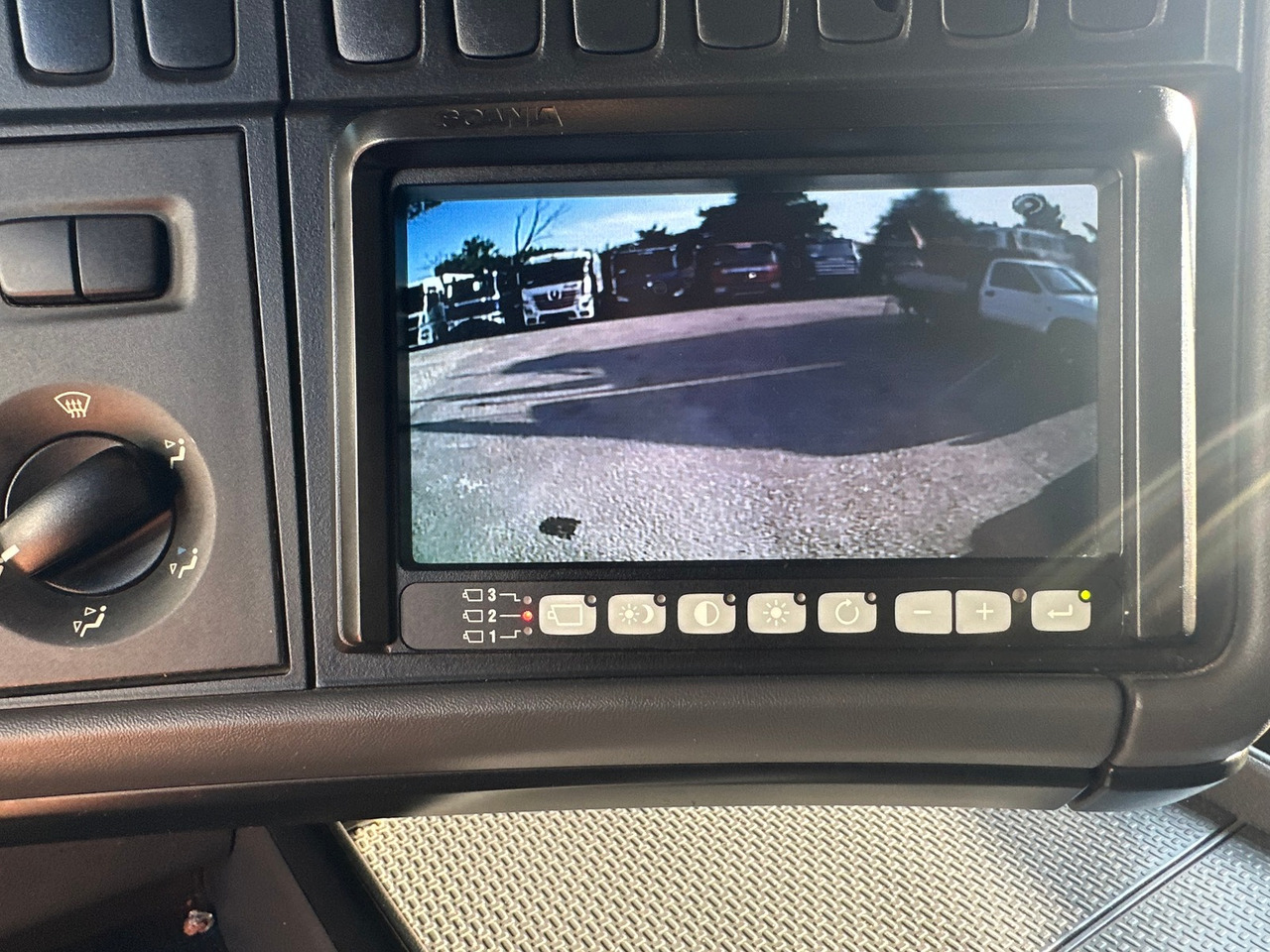 Pritsche LKW, Autokran SCANIA R 480 6x2 Palfinger 16502: das Bild 12
