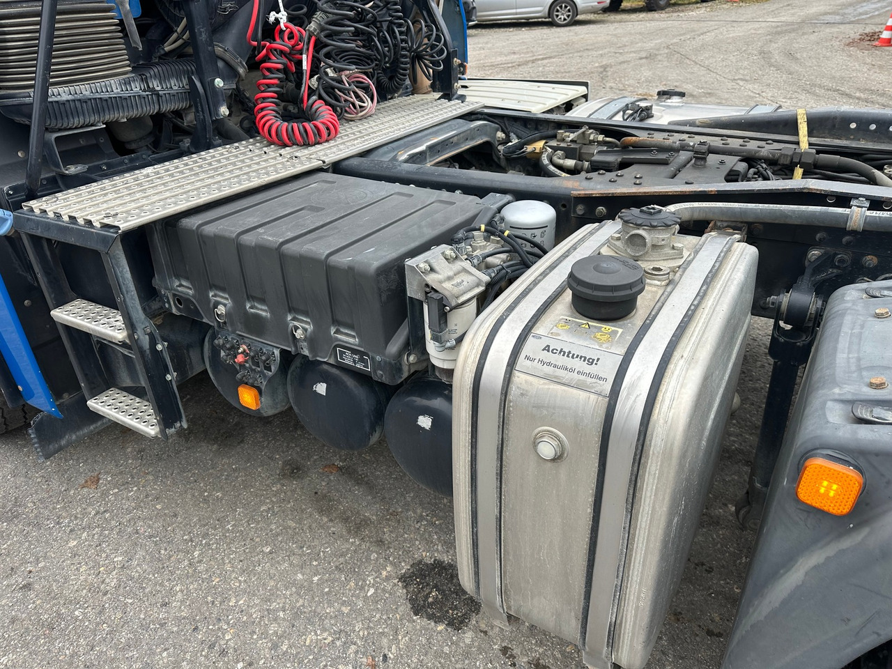 Sattelzugmaschine MAN TGS 33.500 6x4: das Bild 8