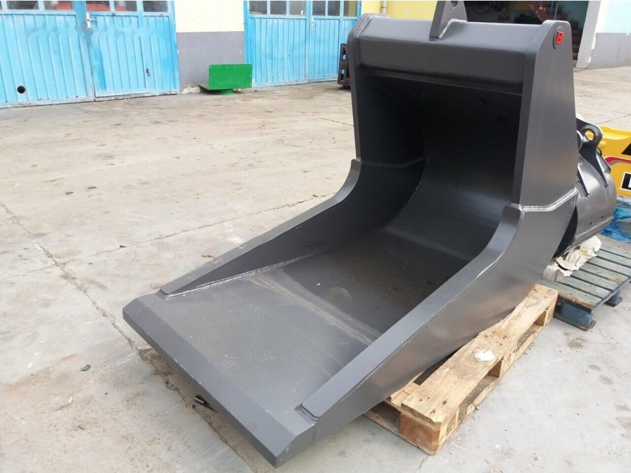 Balavto quarry bucket 1000 mm - Baggerschaufel für Baumaschine: das Bild 3 Balavto quarry bucket 1000 mm - Baggerschaufel für Baumaschine: das Bild 3
