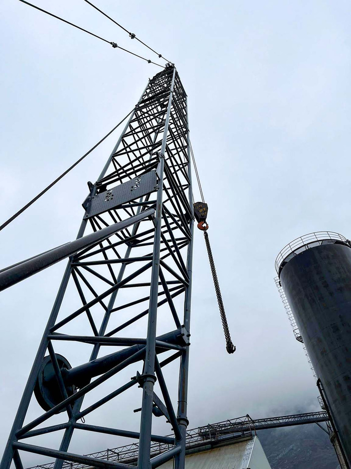 Raupenkran Hitachi KH 180-2: das Bild 8