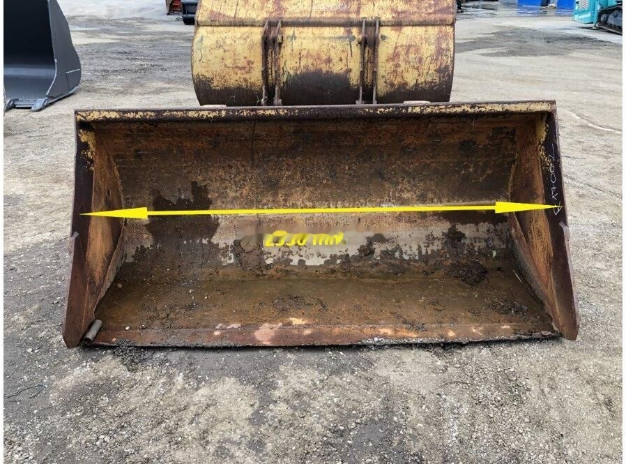 Loader bucket 2350 mm for Volvo BM4600 - Ladeschaufel: das Bild 1 Loader bucket 2350 mm for Volvo BM4600 - Ladeschaufel: das Bild 1