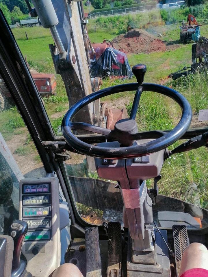 MECALAC 14 MXT - Mobilbagger: das Bild 3 MECALAC 14 MXT - Mobilbagger: das Bild 3