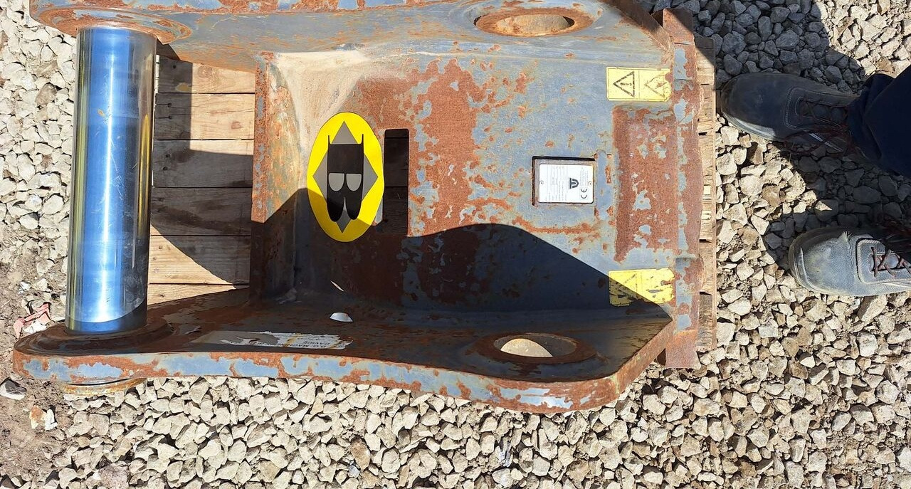 Trevi Benne hydraulic ARI Verachtert Volvo EC220E - Schnellwechsler für Bagger: das Bild 3 Trevi Benne hydraulic ARI Verachtert Volvo EC220E - Schnellwechsler für Bagger: das Bild 3