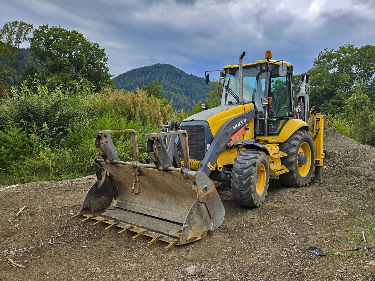 Volvo BL71 - Baggerlader: das Bild 1 Volvo BL71 - Baggerlader: das Bild 1