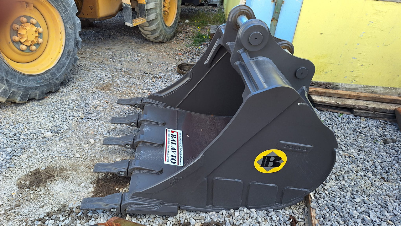 Volvo digging bucket 1200 mm UNI65 - Baggerschaufel für Bagger: das Bild 1 Volvo digging bucket 1200 mm UNI65 - Baggerschaufel für Bagger: das Bild 1