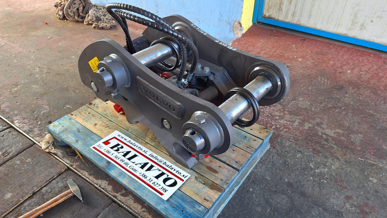 Volvo hydraulic quick coupler UNI65 - Schnellwechsler für Bagger: das Bild 5 Volvo hydraulic quick coupler UNI65 - Schnellwechsler für Bagger: das Bild 5
