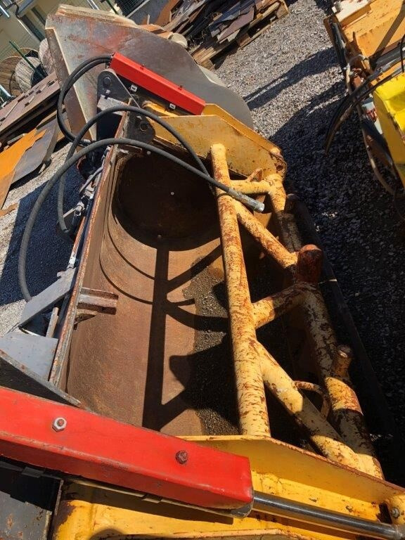With closure 2300 mm Volvo - Ladeschaufel: das Bild 1 With closure 2300 mm Volvo - Ladeschaufel: das Bild 1
