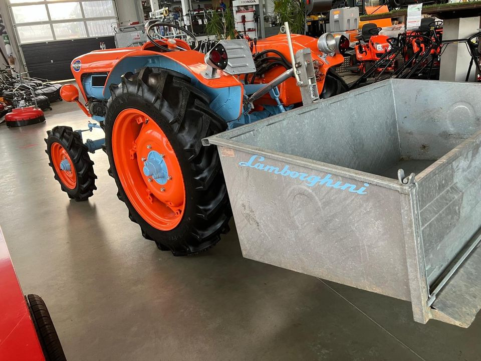 Lamborghini 2 R Typ FL3 Sammlerstück Oldtimer - Traktor: das Bild 4 Lamborghini 2 R Typ FL3 Sammlerstück Oldtimer - Traktor: das Bild 4