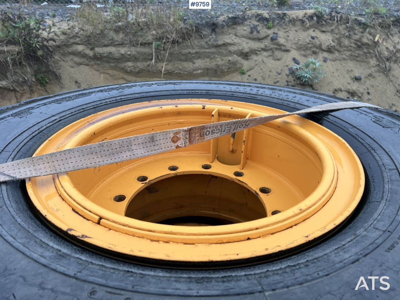 4x 20.5R25 tires on rims - Komplettrad für Baumaschine: das Bild 4 4x 20.5R25 tires on rims - Komplettrad für Baumaschine: das Bild 4
