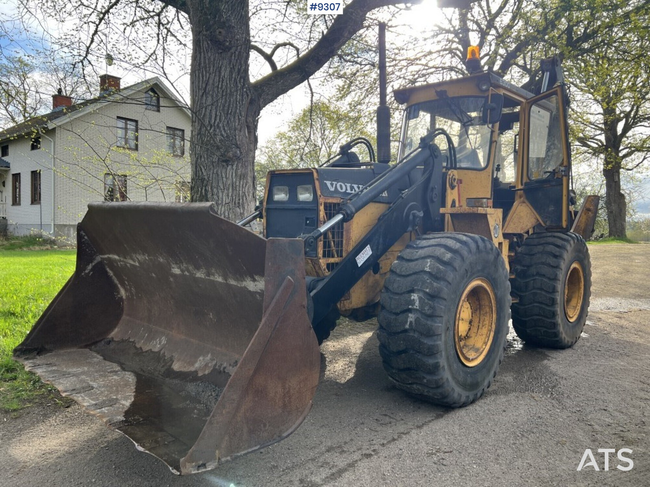 Backhoe loader VOLVO BM 6300 - Baggerlader: das Bild 1 Backhoe loader VOLVO BM 6300 - Baggerlader: das Bild 1