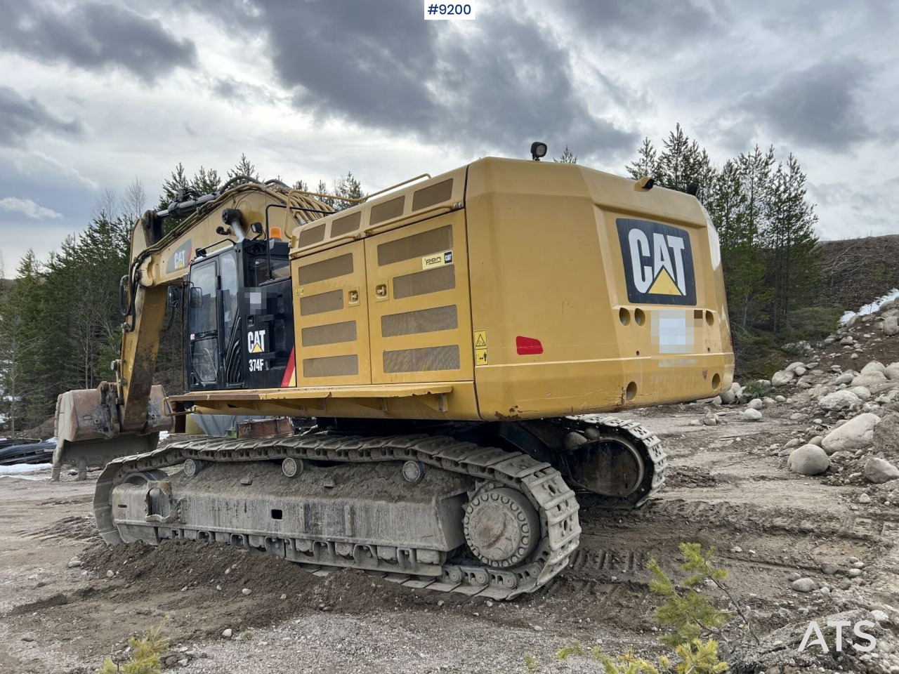 CAT 374 FL crawler excavator with bucket (VIDEO) - Bagger: das Bild 3 CAT 374 FL crawler excavator with bucket (VIDEO) - Bagger: das Bild 3
