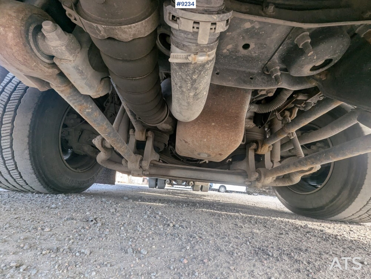 Pritsche LKW, Autokran Crane Truck Volvo FM 330 4X2 with tail lift: das Bild 20