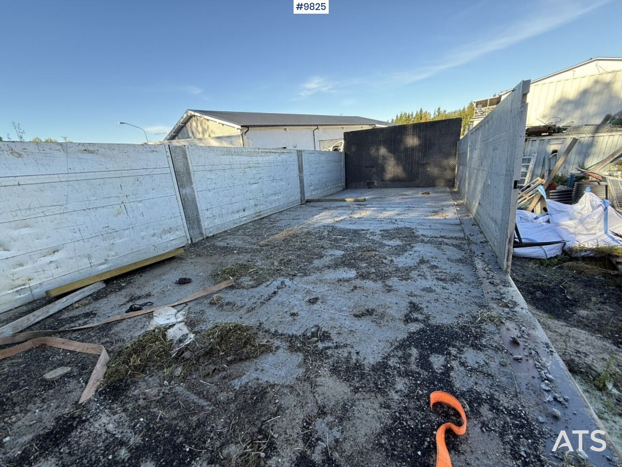 Crane truck Scania P94 230 with tail lift - Pritsche LKW, Autokran: das Bild 5 Crane truck Scania P94 230 with tail lift - Pritsche LKW, Autokran: das Bild 5