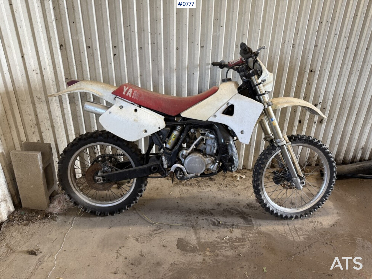 Enduro-tuned Yamaha YZ250 Rep. object - Motorrad: das Bild 2 Enduro-tuned Yamaha YZ250 Rep. object - Motorrad: das Bild 2