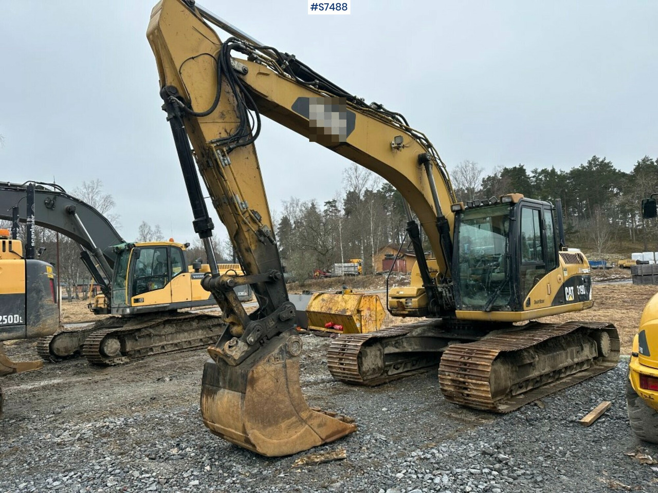 Excavator CAT 319D with rotor, digging system and gear - Kettenbagger: das Bild 1 Excavator CAT 319D with rotor, digging system and gear - Kettenbagger: das Bild 1