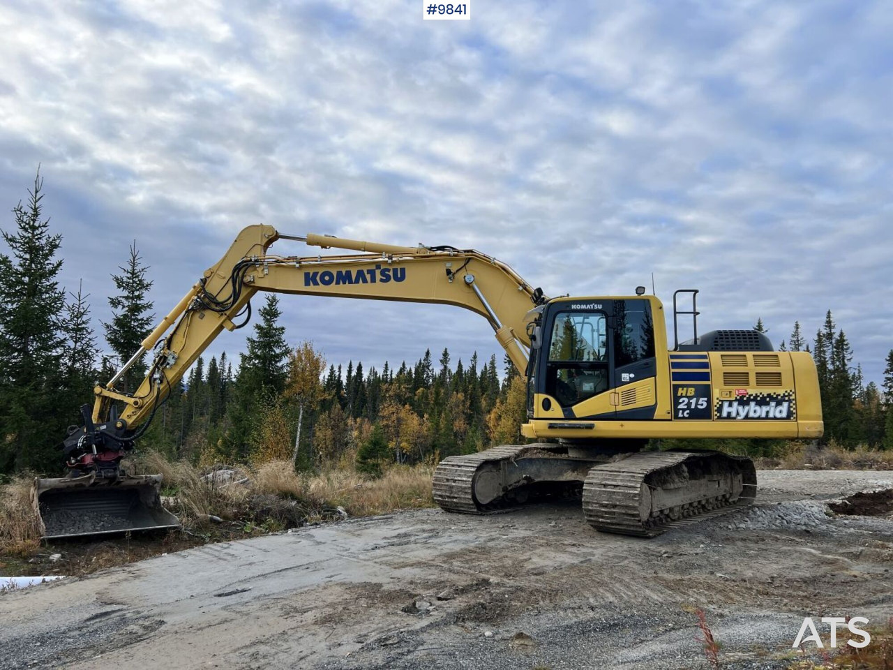 Excavator Komatsu HB 215 LC-2 with Tiltrotator and Buckets(See Video) - Kettenbagger: das Bild 1 Excavator Komatsu HB 215 LC-2 with Tiltrotator and Buckets(See Video) - Kettenbagger: das Bild 1