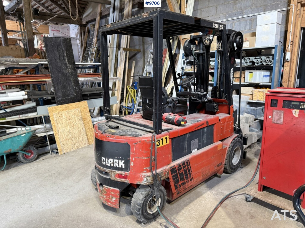 Forklift Clark CEM 25 - Elektrostapler: das Bild 4 Forklift Clark CEM 25 - Elektrostapler: das Bild 4