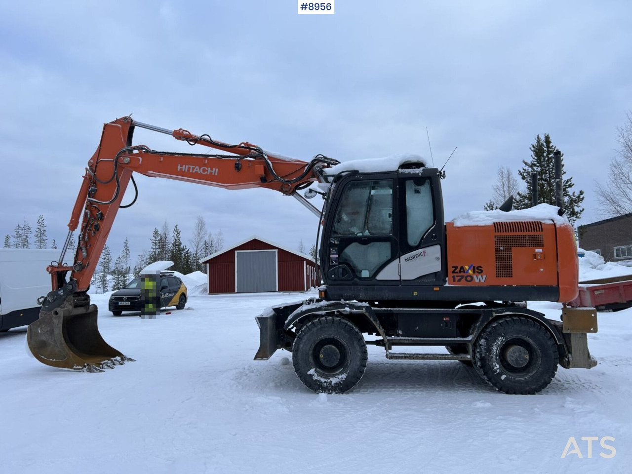 Hitachi ZX 170 W Wheeled excavator with tipper wagon and attachments - Mobilbagger: das Bild 3 Hitachi ZX 170 W Wheeled excavator with tipper wagon and attachments - Mobilbagger: das Bild 3