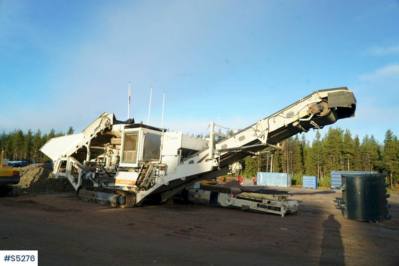 Metso Lokotrack LT 300HP Crusher on tracks - Brecher: das Bild 1 Metso Lokotrack LT 300HP Crusher on tracks - Brecher: das Bild 1