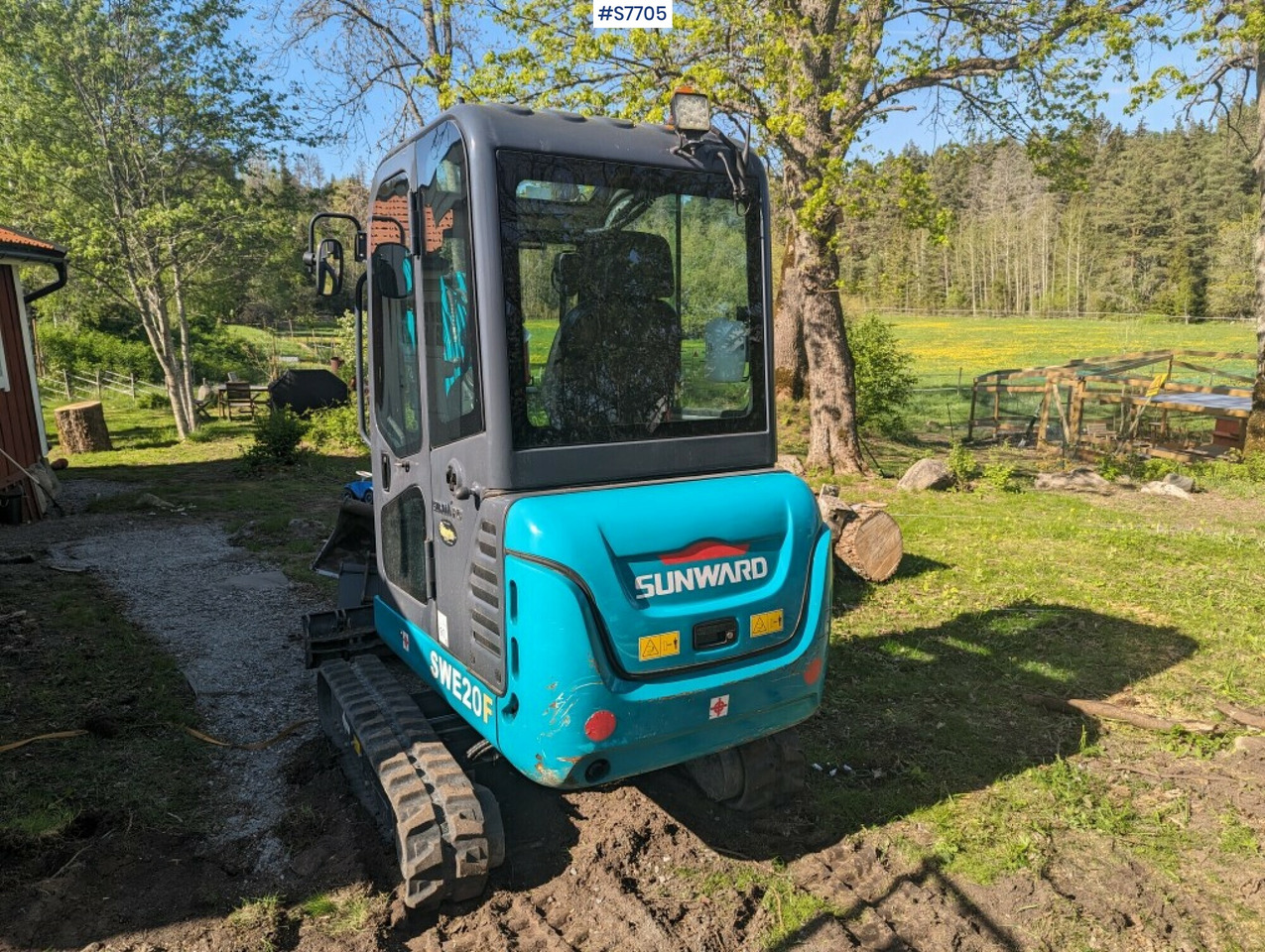 Mini excavator Sunward SWE20F with buckets SEE VIDEO - Minibagger: das Bild 2 Mini excavator Sunward SWE20F with buckets SEE VIDEO - Minibagger: das Bild 2