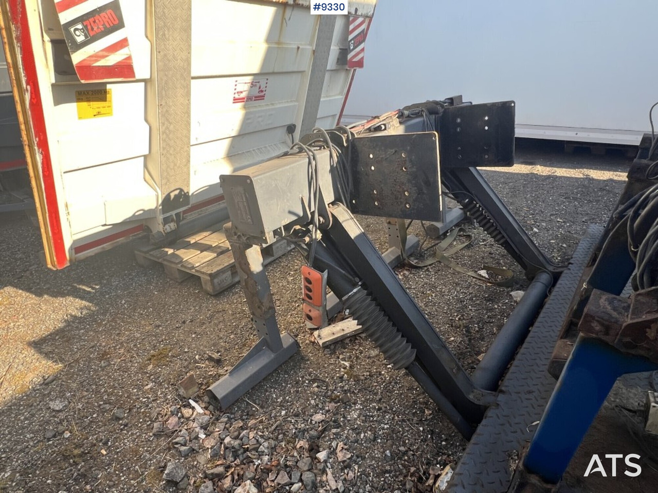 Tail lift Zepro Z2000-175MA - Ladebordwand: das Bild 2 Tail lift Zepro Z2000-175MA - Ladebordwand: das Bild 2