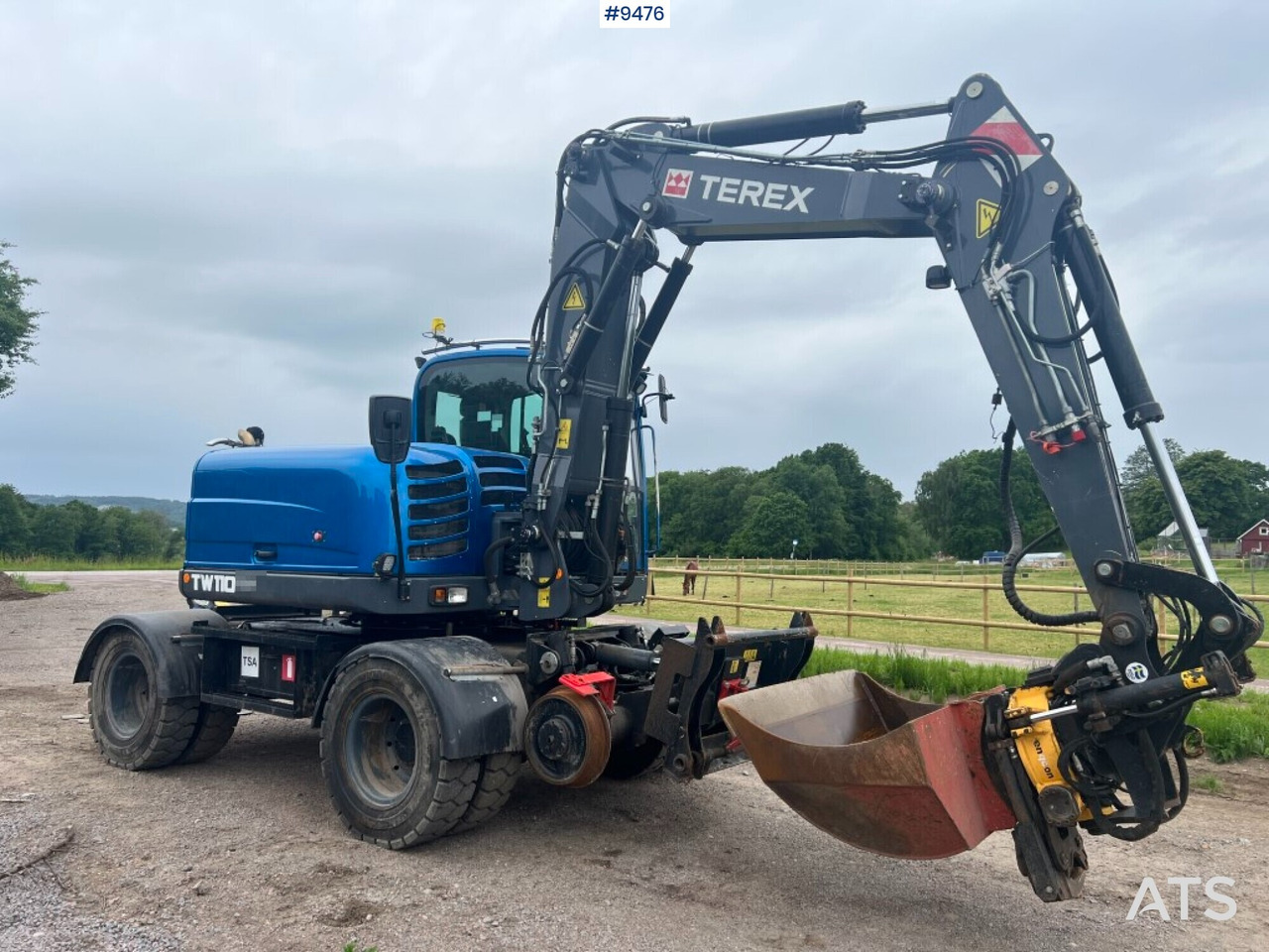 Terex TW 110 Railway machine (VIDEO) - Mobilbagger: das Bild 2 Terex TW 110 Railway machine (VIDEO) - Mobilbagger: das Bild 2