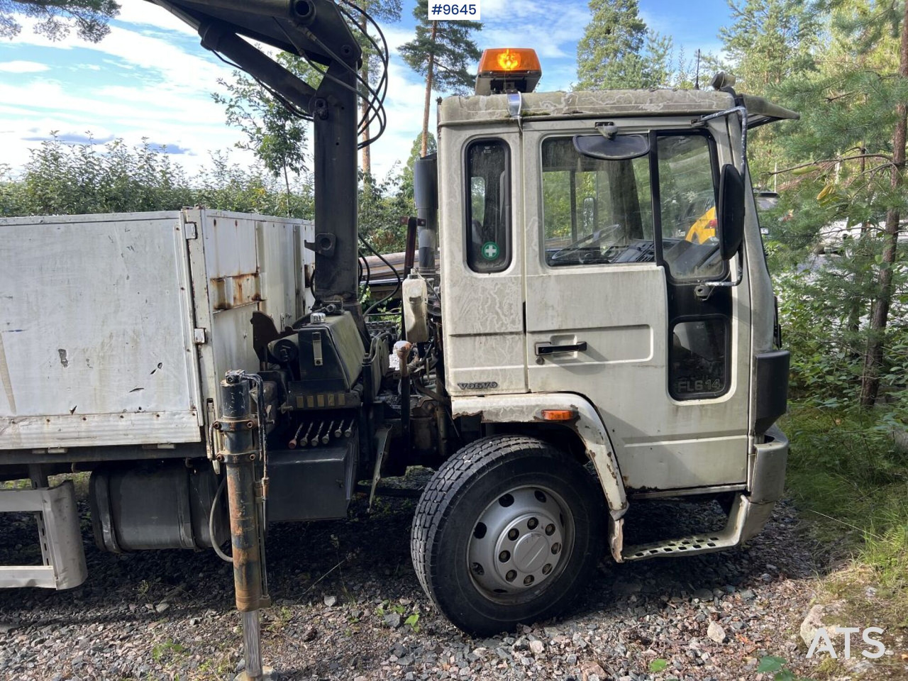 Volvo FL 614 4X2 Crane truck Repair object (VIDEO) - Pritsche LKW, Autokran: das Bild 4 Volvo FL 614 4X2 Crane truck Repair object (VIDEO) - Pritsche LKW, Autokran: das Bild 4
