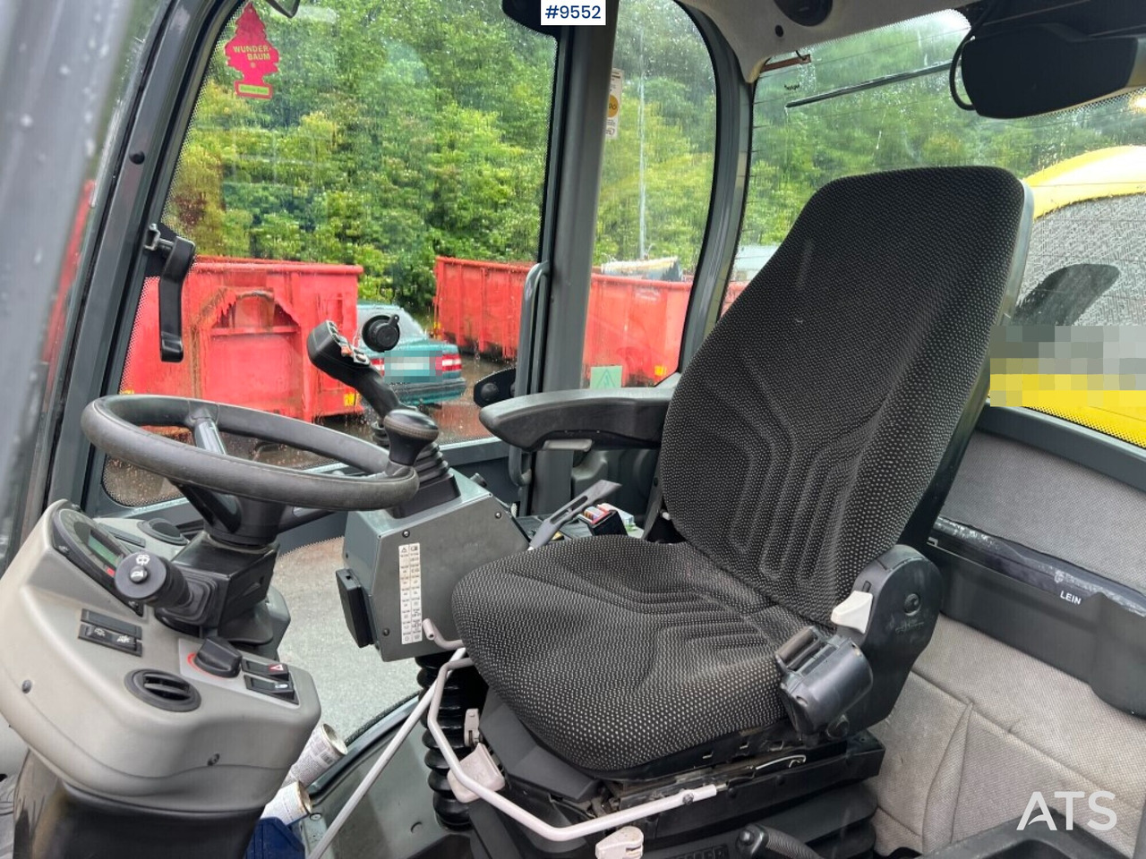 Wheel loader Wacker Neuson WL52 gears and tool stand - Radlader: das Bild 5 Wheel loader Wacker Neuson WL52 gears and tool stand - Radlader: das Bild 5