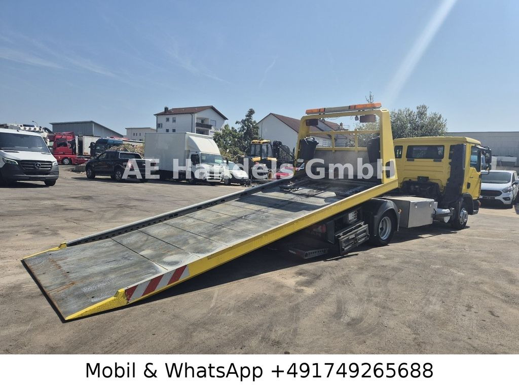 MAN TGL 8.180 BL *Brille/Seilwinde/Schiebeplateau - Abschleppwagen, Transporter: das Bild 4 MAN TGL 8.180 BL *Brille/Seilwinde/Schiebeplateau - Abschleppwagen, Transporter: das Bild 4