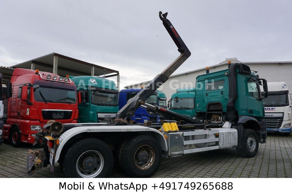 Mercedes-Benz Arocs IV 3348 M BB 6x4 Hiab-XR-21-S-56 *Retarder - Abrollkipper: das Bild 2 Mercedes-Benz Arocs IV 3348 M BB 6x4 Hiab-XR-21-S-56 *Retarder - Abrollkipper: das Bild 2
