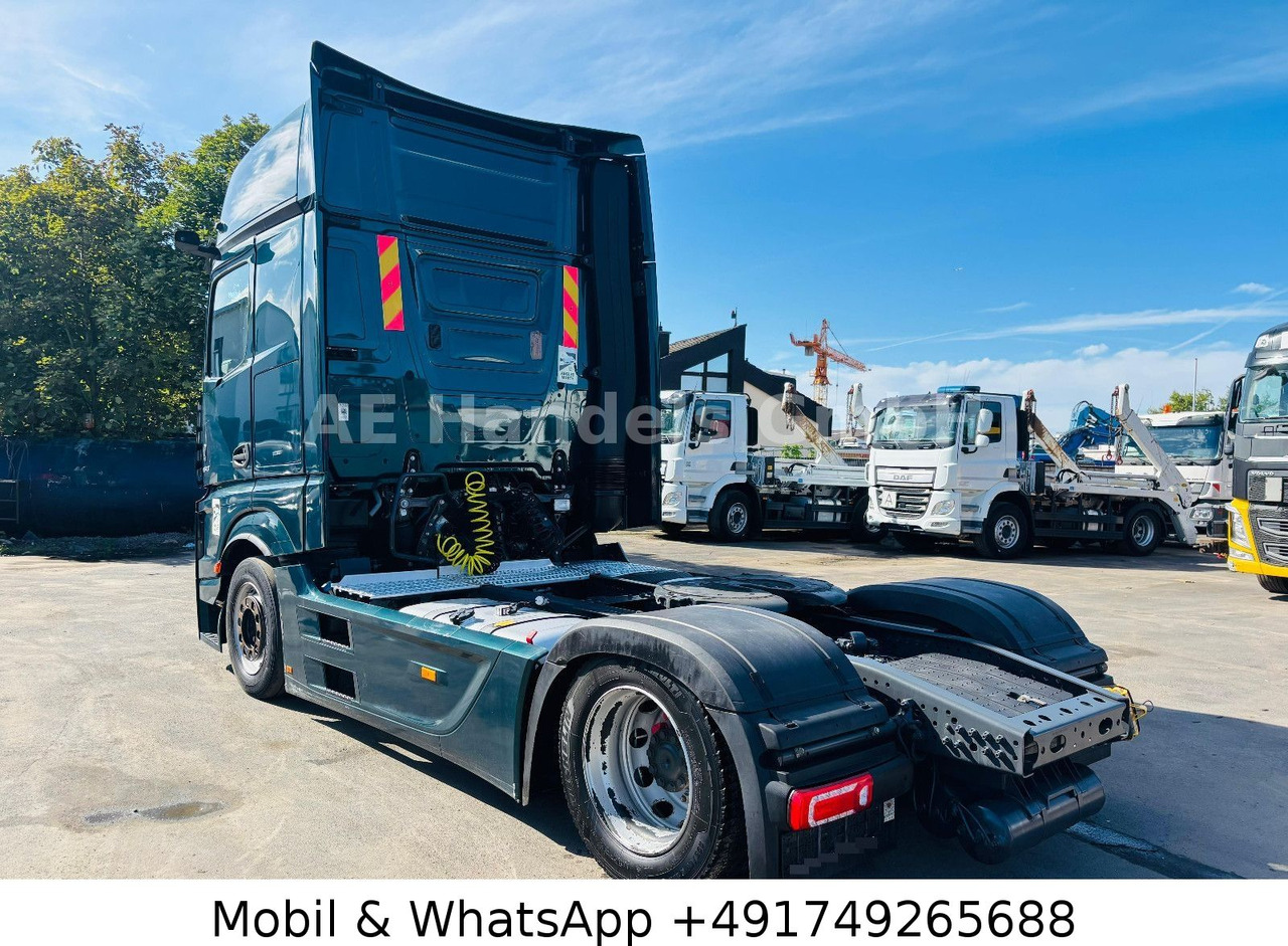 Mercedes-Benz Actros V 1843 L LL LowDeck *Retarder/ACC/2xTank - Sattelzugmaschine: das Bild 5 Mercedes-Benz Actros V 1843 L LL LowDeck *Retarder/ACC/2xTank - Sattelzugmaschine: das Bild 5