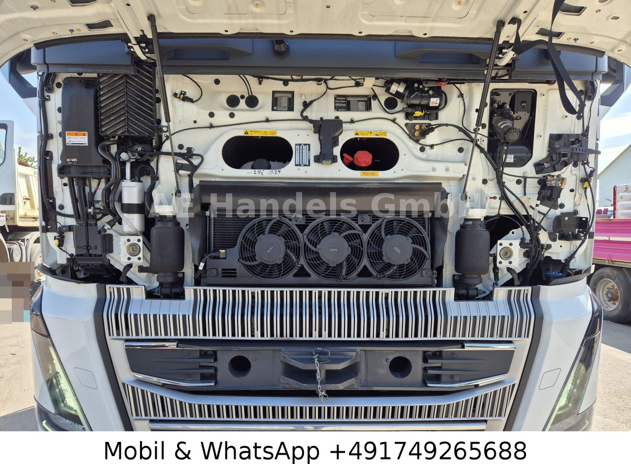Sattelzugmaschine Volvo FH 750 Globe XL LL 8x4 *Retarder/Turbo-Compound: das Bild 10