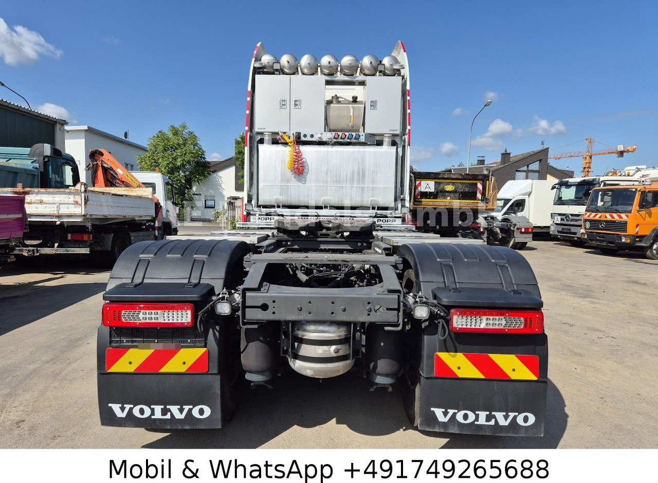 Volvo FH 750 Globe XL LL 8x4 *Retarder/Turbo-Compound - Sattelzugmaschine: das Bild 5 Volvo FH 750 Globe XL LL 8x4 *Retarder/Turbo-Compound - Sattelzugmaschine: das Bild 5
