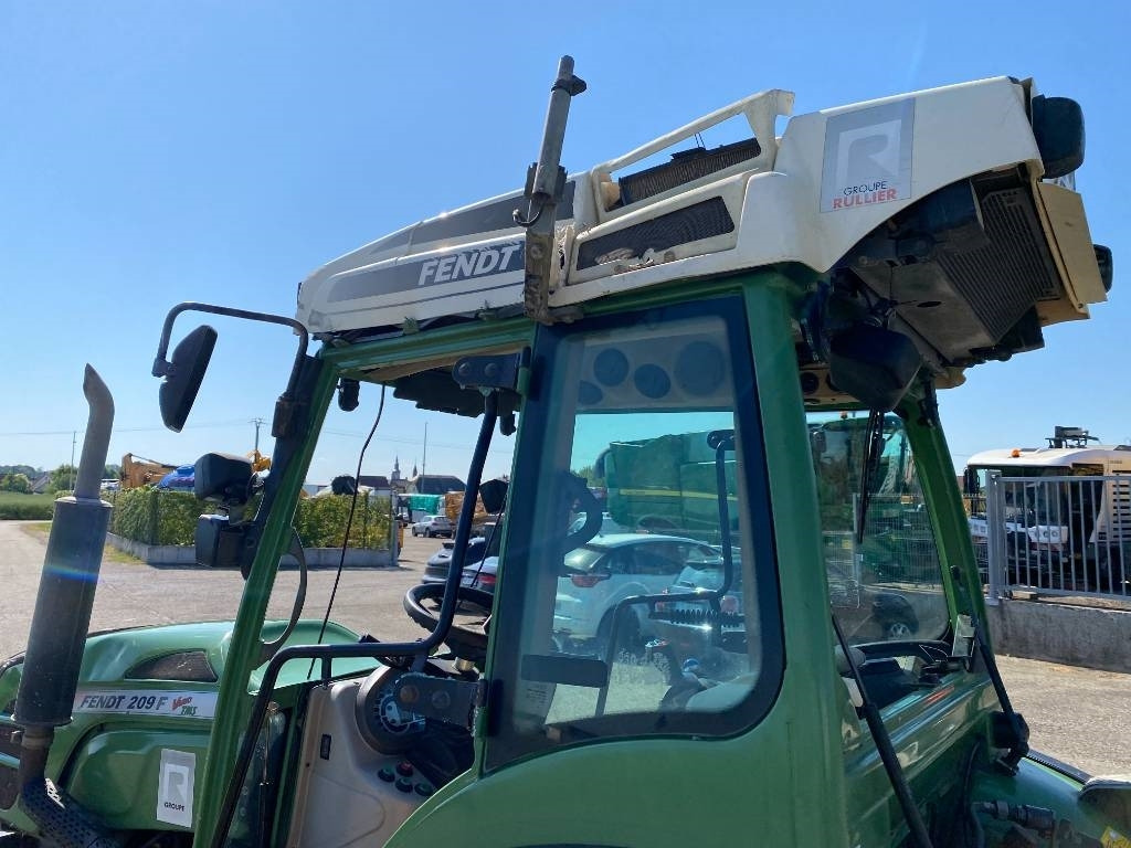 Traktor Fendt 209F Vario TMS 1er Main endommagé: das Bild 33