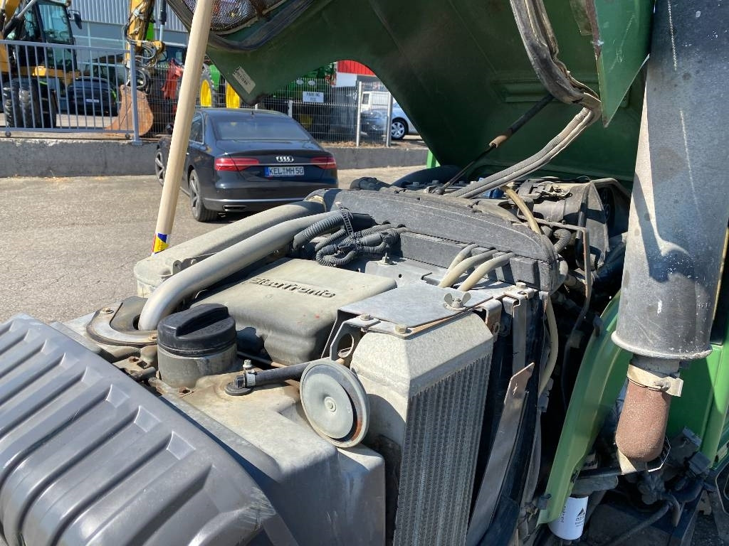 Traktor Fendt 209F Vario TMS 1er Main endommagé: das Bild 13