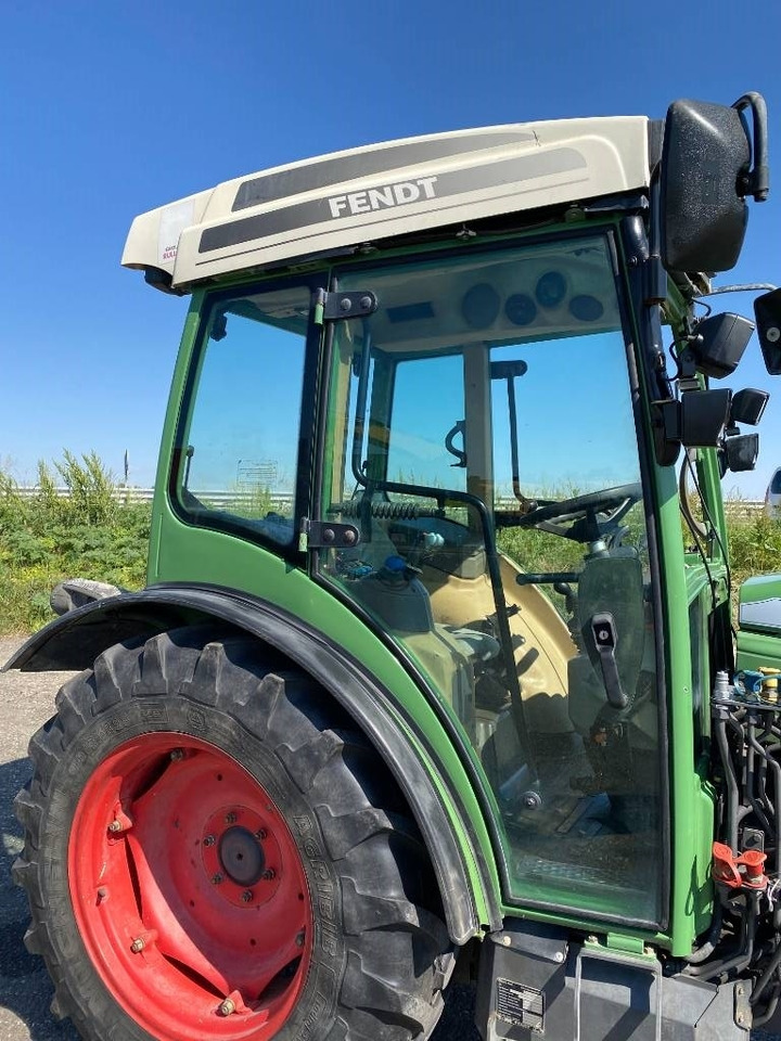 Traktor Fendt 209F Vario TMS 1er Main endommagé: das Bild 46