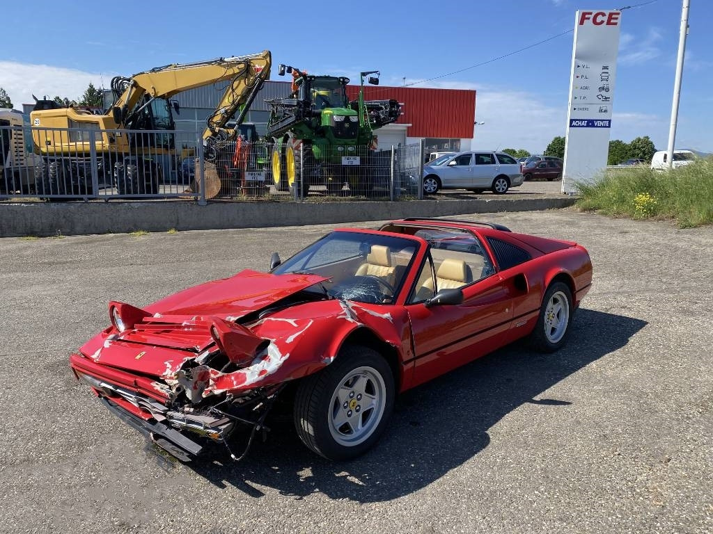 Ferrari 328 GTS / Origine Française endommagé - PKW: das Bild 2 Ferrari 328 GTS / Origine Française endommagé - PKW: das Bild 2