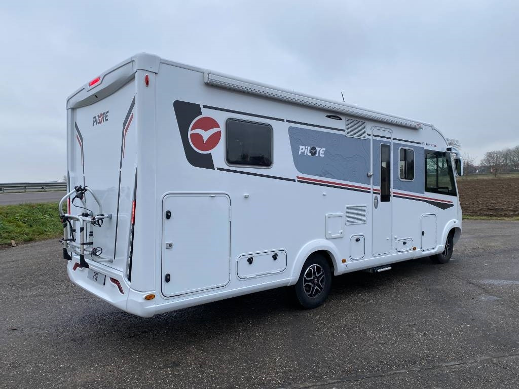 Fiat DUCATO MAXI 160 Multijet 2,2D/PILOTE G741endommagé - Integriertes Wohnmobil: das Bild 5 Fiat DUCATO MAXI 160 Multijet 2,2D/PILOTE G741endommagé - Integriertes Wohnmobil: das Bild 5