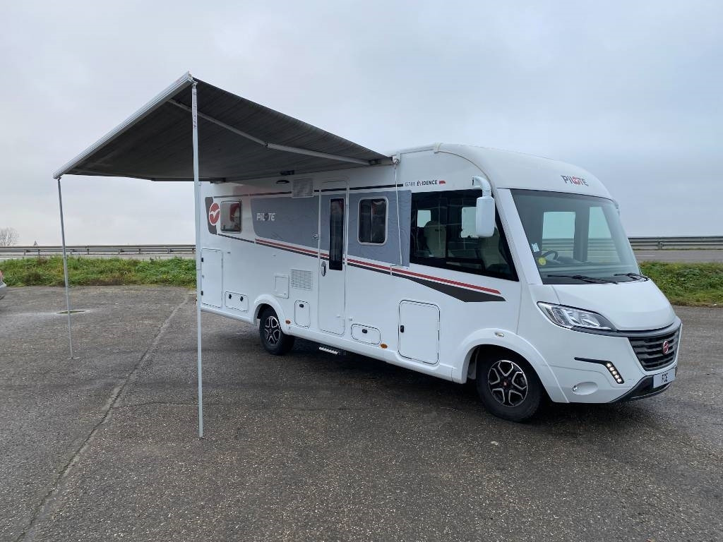 Fiat DUCATO MAXI 160 Multijet 2,2D/PILOTE G741endommagé - Integriertes Wohnmobil: das Bild 4 Fiat DUCATO MAXI 160 Multijet 2,2D/PILOTE G741endommagé - Integriertes Wohnmobil: das Bild 4