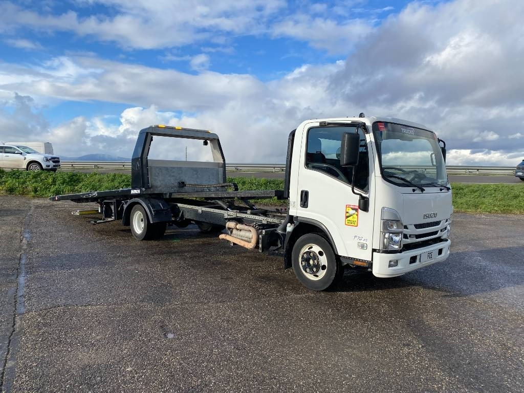 Isuzu P75-S2/MONZA 1er Main Carte grise Française - Autotransporter LKW: das Bild 5 Isuzu P75-S2/MONZA 1er Main Carte grise Française - Autotransporter LKW: das Bild 5