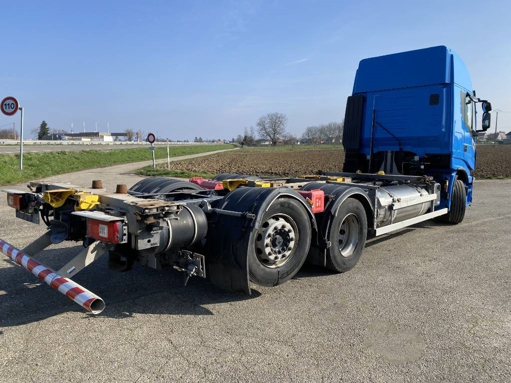Iveco STRALIS 460NP LNG RETARDER - Fahrgestell LKW: das Bild 4 Iveco STRALIS 460NP LNG RETARDER - Fahrgestell LKW: das Bild 4